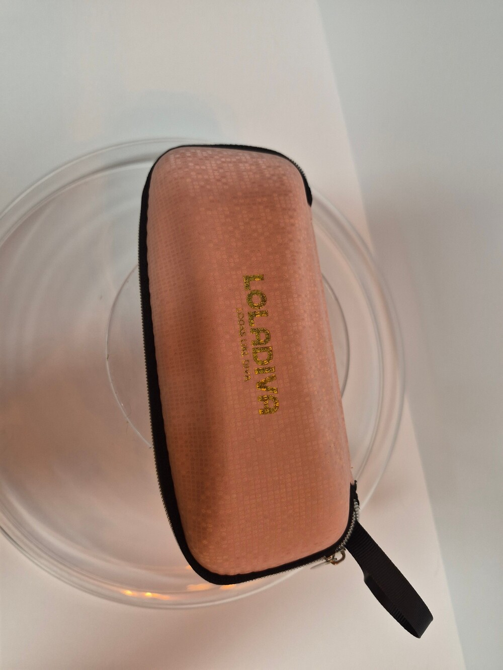 LOLADIVA Pink Zippered Pouch with Elastic Loops